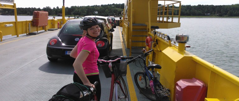 Minä poljen, sinä ohjaat saariston Pienellä Rengastiellä