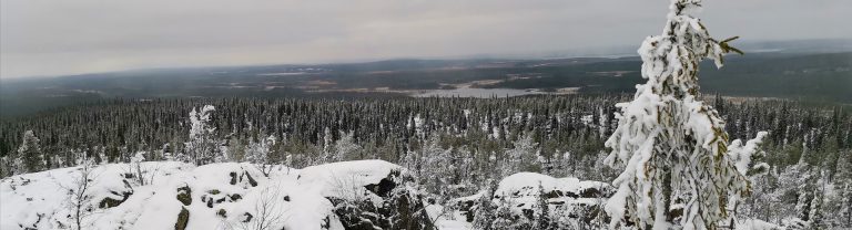 Hostellijärjestön Hostellireissaaja Krista-Mari Katajisto Vaara Sportissa Taivalkoskella