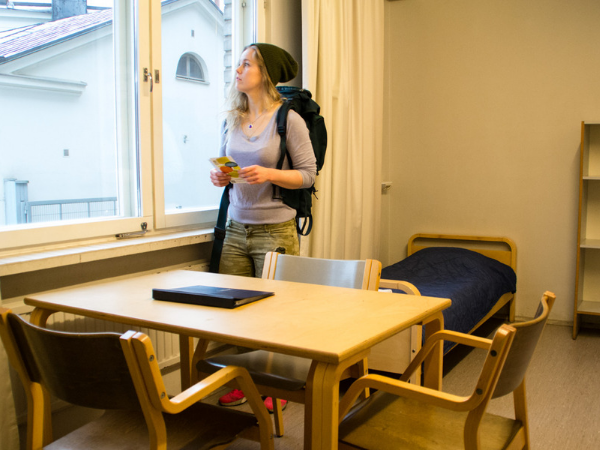 Hostel Linnasmäki, huonekuva ja ulkokuva