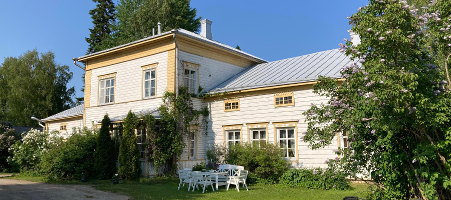 Korholan Kartanon päärakennus