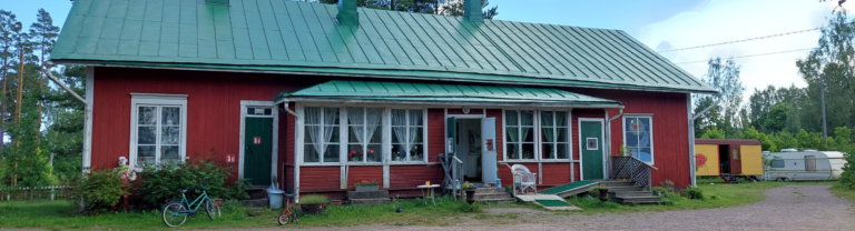 Cirkus Hostel Holkenin päärakennus