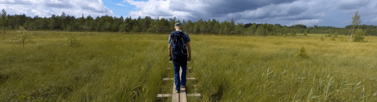 Luontoretkeilijän hostellit: Yhdistä majoittuminen ja elämykset