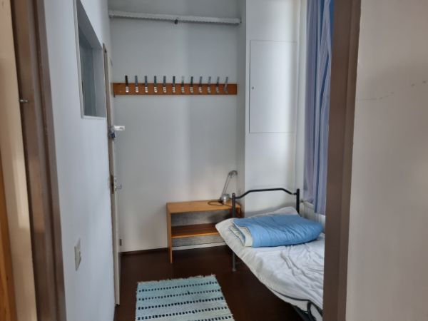 Naruskan retkeilymaja, huonekuva 1