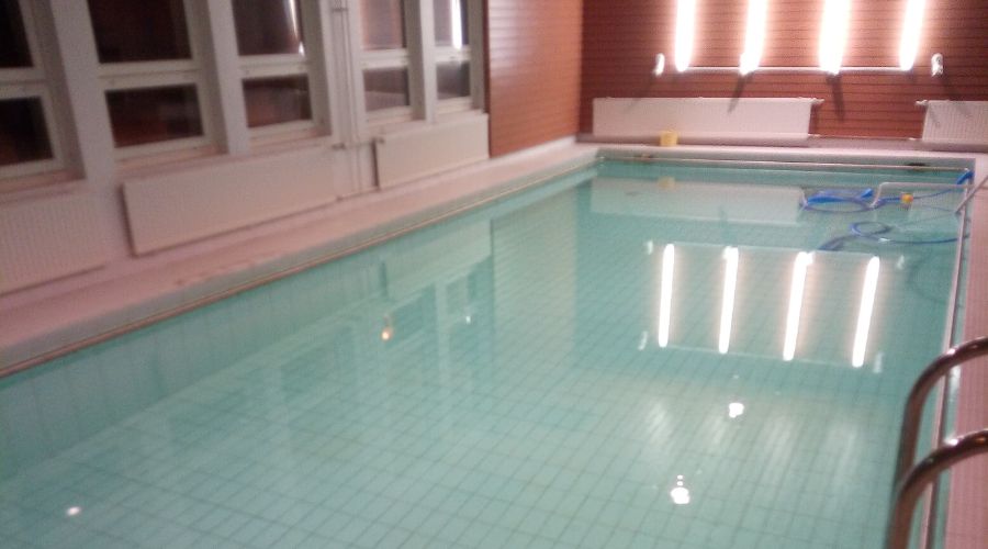 Hostel Vekottimen uima-allas