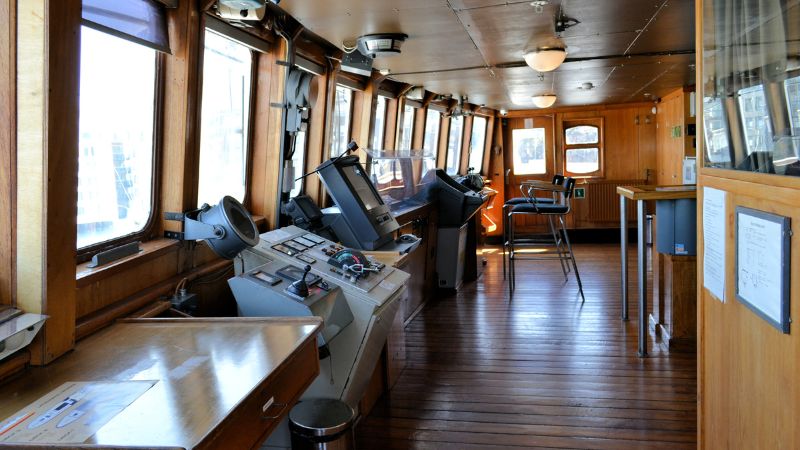 S/S Boren komentosilta