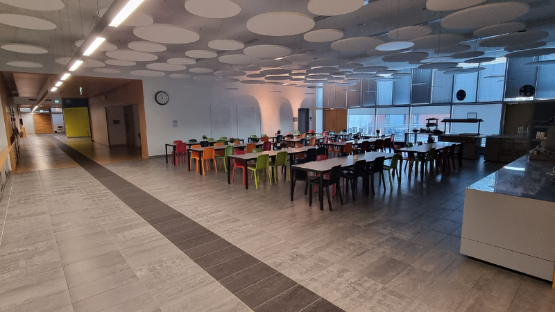 Iiriksen ravintolasali