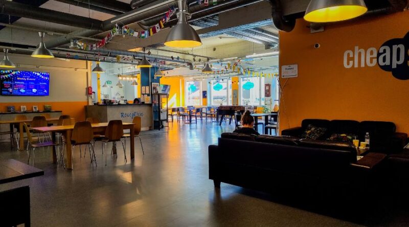 CheapSleepin oleskelutila