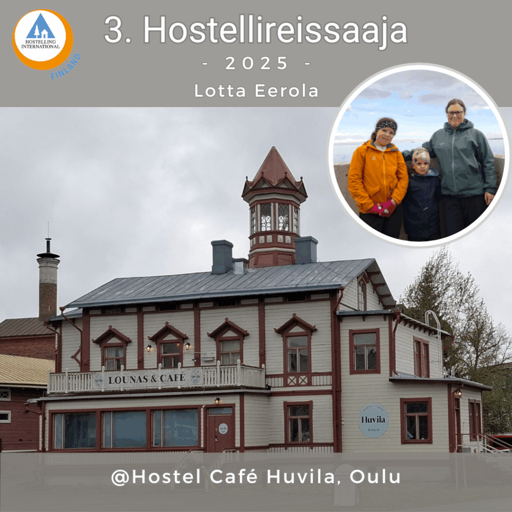 Hostel Cafe Huvila ulkoa päin ja hostellireissaja