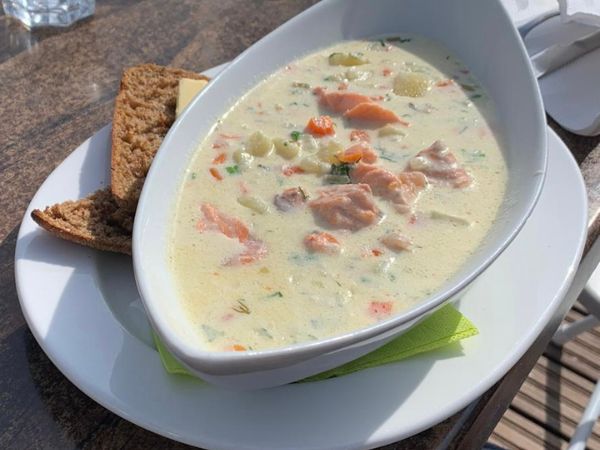 Santtioranta Hostelli, lohikeitto