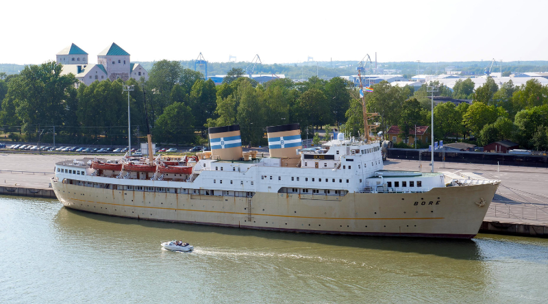 Laivahostel S/S Bore