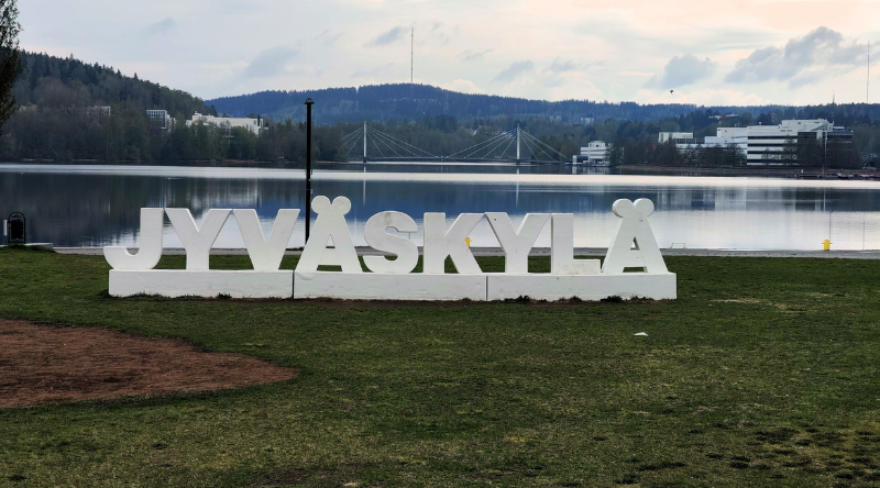 Jyväskylä-kyltti & Ylistön silta
