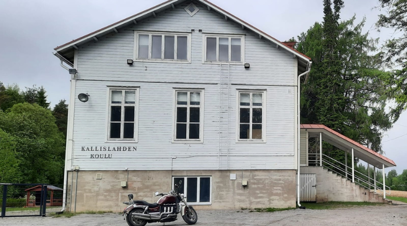 Kallislahden koulu